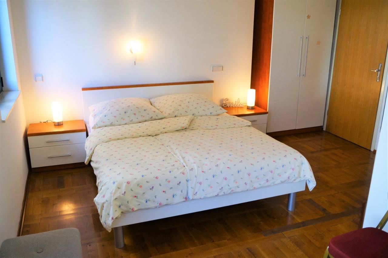 Kleine Hexe B&B Pension Пироваць Екстер'єр фото