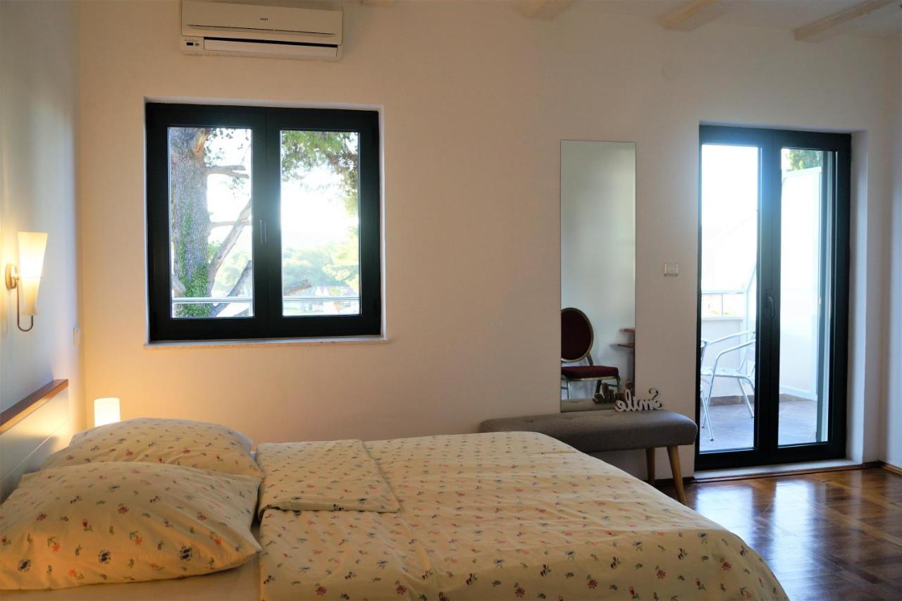 Kleine Hexe B&B Pension Пироваць Екстер'єр фото