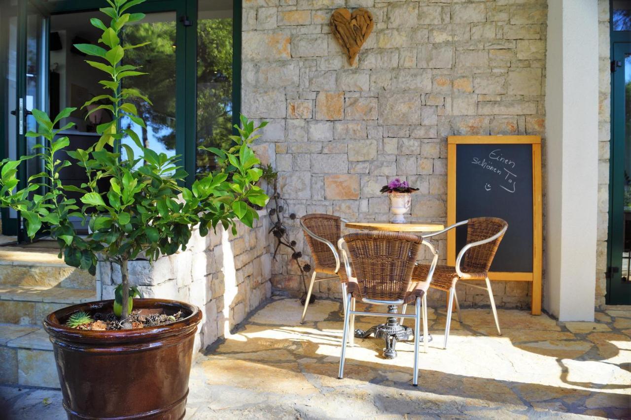 Kleine Hexe B&B Pension Пироваць Екстер'єр фото